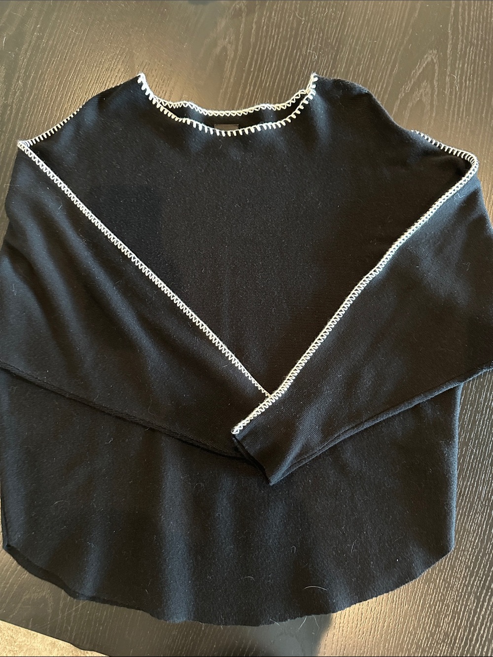 Aaeda Women’s Black Crewneck Sweater with White Contrast Trim